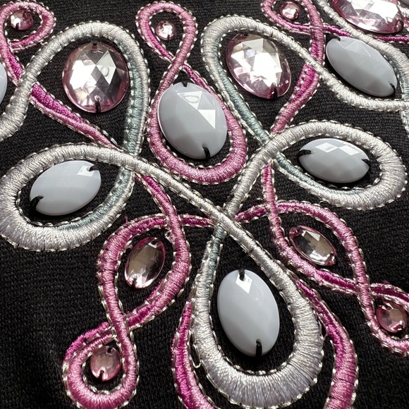 Bob Mackie : embroidered & embellished knit top - Picture 8 of 12